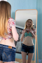 Preview photo for Mirrored Masturbation