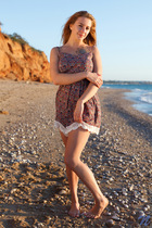 Preview photo for Solo On The Beach