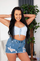 Preview photo for Brunette Babe