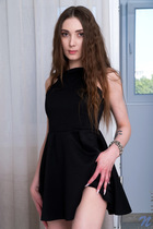 Preview photo for Young Beauty