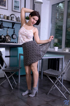 Preview photo for Brunette Beauty
